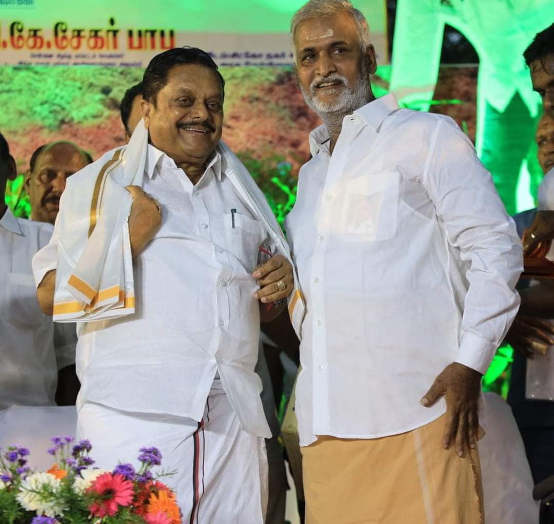 CMageshKumar6's tweet photo. #உதயம்_14 01.12.2022 மாலை 5 மணி அளவில் நவம்பர் 27 - @dmk_youthwing செயலாளர் அண்ணன் @Udhaystalin அவர்களின் பிறந்தநாள் - மனிதநேய உதயநாள் முன்னிட்டு செ.கி.மா.இளைஞரணி சார்பில் மாவட்ட துணை அமைப்பாளர் ஜெ.பாலமுருகன் தலைமையில் #மரக்கன்றுகள்_நடும்_விழா... 1/2 https://t.co/ekb5S9vDWV