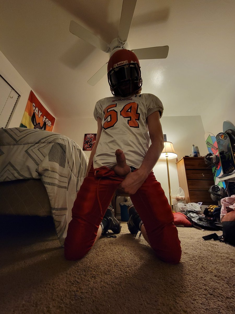 KaineAD's tweet photo. And the raunchier ones~ #footballkink #gearfetish #gaypup #gearpup #gearkink #footballfetish #gaygear https://t.co/JpDEuILJS6