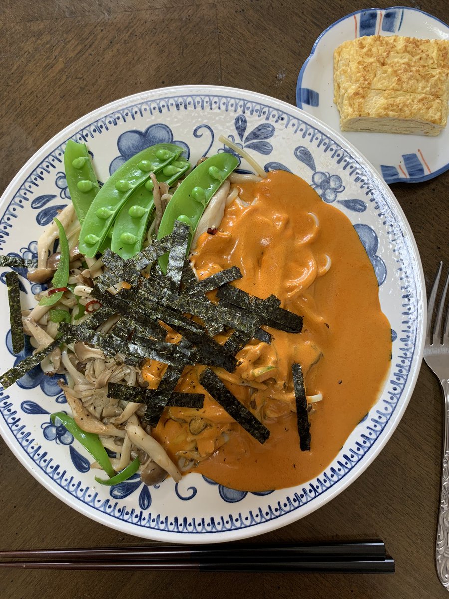 SuzukiDt's tweet photo. 🍝 #lunch , #舞茸 #しめじ #えのき,#木の子 大盛り, #ピーマン #SnapPeas #Haconese 濃厚 #TomatoCreamSource 具沢山で #満腹 , 🏡 #家麺 . https://t.co/oiXpd913n2
