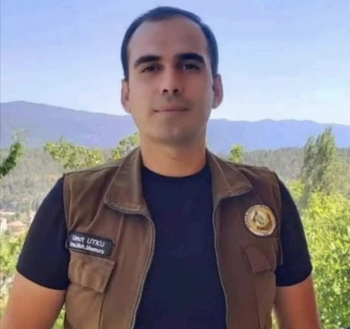 Bu genç adamı ORMAN BAKANI yapın!
Patara... plajının kumlarını çaldılar.
Öyle üç beş kürek değil, 2 bin 168 kamyon dolusu çaldılar. +++