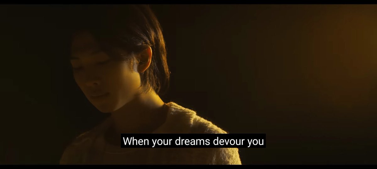 tothemoon_jimin's tweet photo. "Quando seus pés não tocam o chão, quando seu próprio coração o subestima. Quando seus sonhos o devoram, quando você sente que não é você mesmo" RM 

😭😭😭😭😭😭😭😭

#IndigoByRM https://t.co/cFVmF0flji