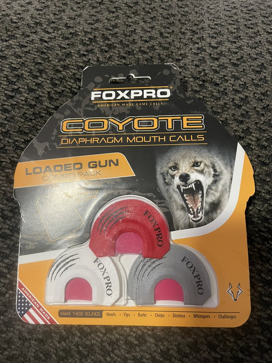 CalihunterX's tweet photo. Going to learn how to use these @FOXPROInc need more practice tried it on the dog lol need to learn to control the Reed #hunting #hunter #outdoors #predatorcalling #predatorhunting #foxproinc #coyotecalling #practicemakesperfect https://t.co/5ho0zRlpn5