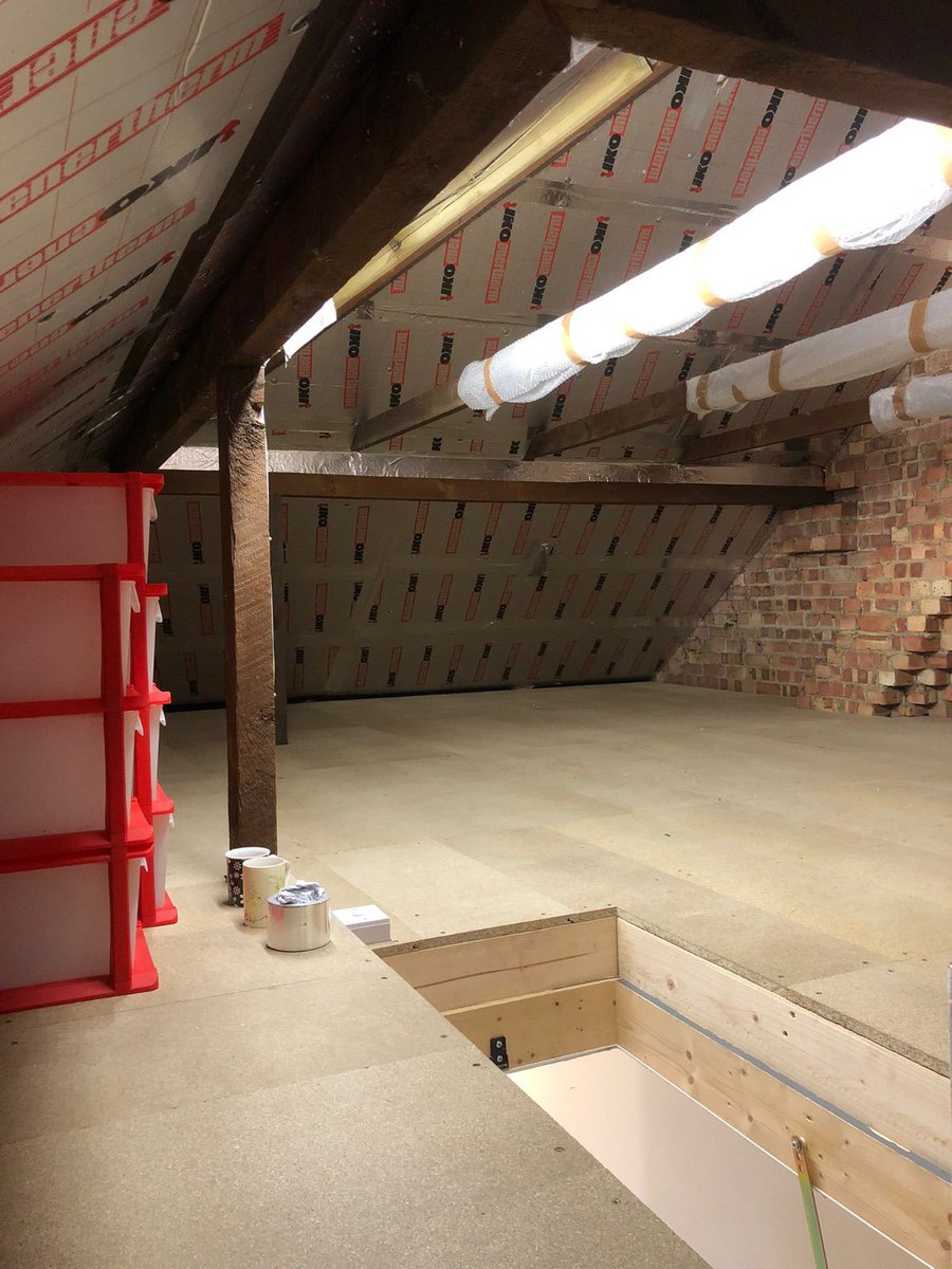 loftladderpros's tweet image. Home Counties Loft Ladders Mini warehouse alert – look at all this lovely storage space😊
Read our fantastic reviews here - tinyurl.com/4uj25me4 - before booking your free quotation on 0808 301 9548.
#lofttransformation #loftladders #loftboarding #lofthatch #storage