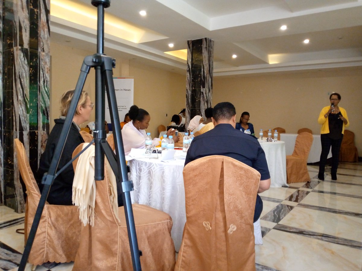 MaBridge_2018's tweet photo. @media_owners, @paxpressrwanda @women_platform  @ArfemRwanda in partnership with #FOJO organize the dialogue to stop sexual harassment &amp; gender discrimination in Media Houses in #Rwanda. #RwOT https://t.co/nDbGhyJndh