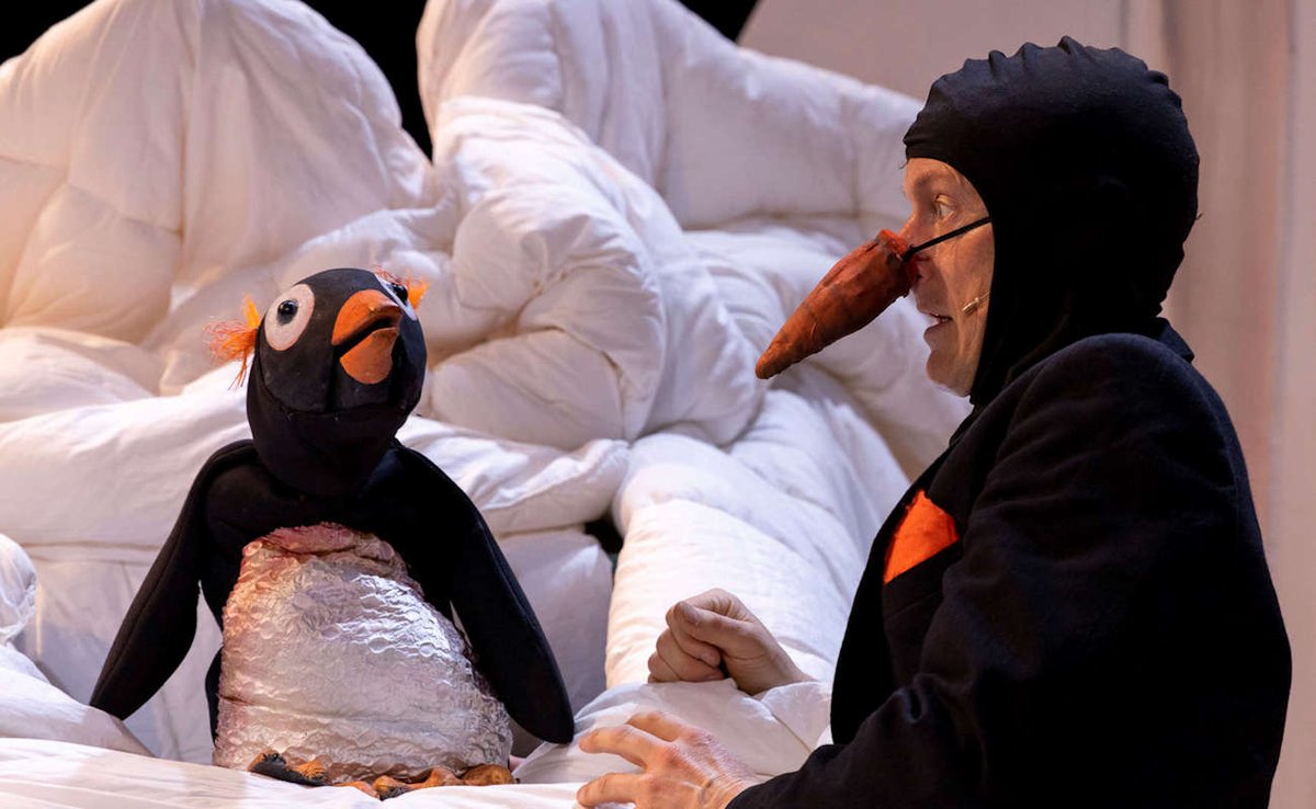 REVIEW - The Man Who Wanted to be a Penguin is a quirky, heart-warming celebration of creativity and individuality

manchestertheatres.com/news/review-_-…

<a href="/WatersideArts/">Waterside Arts</a> @loadofstuff
