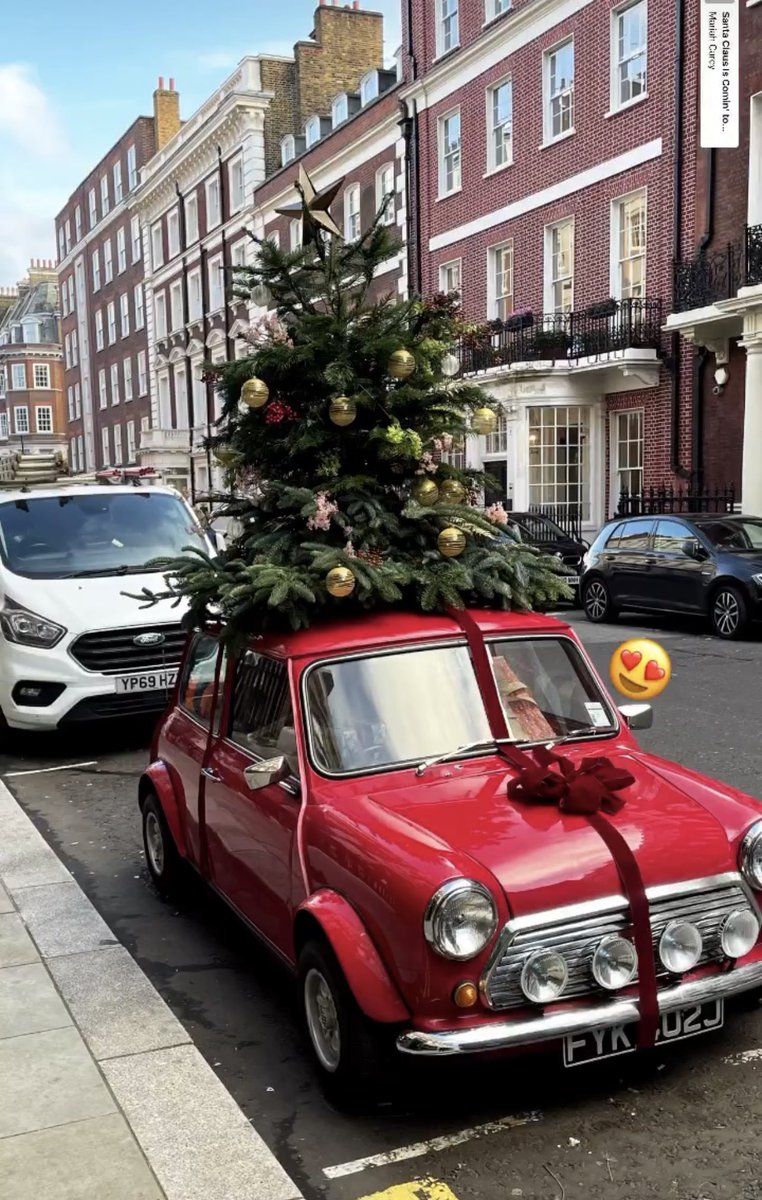 Spotted in London. 🎄
