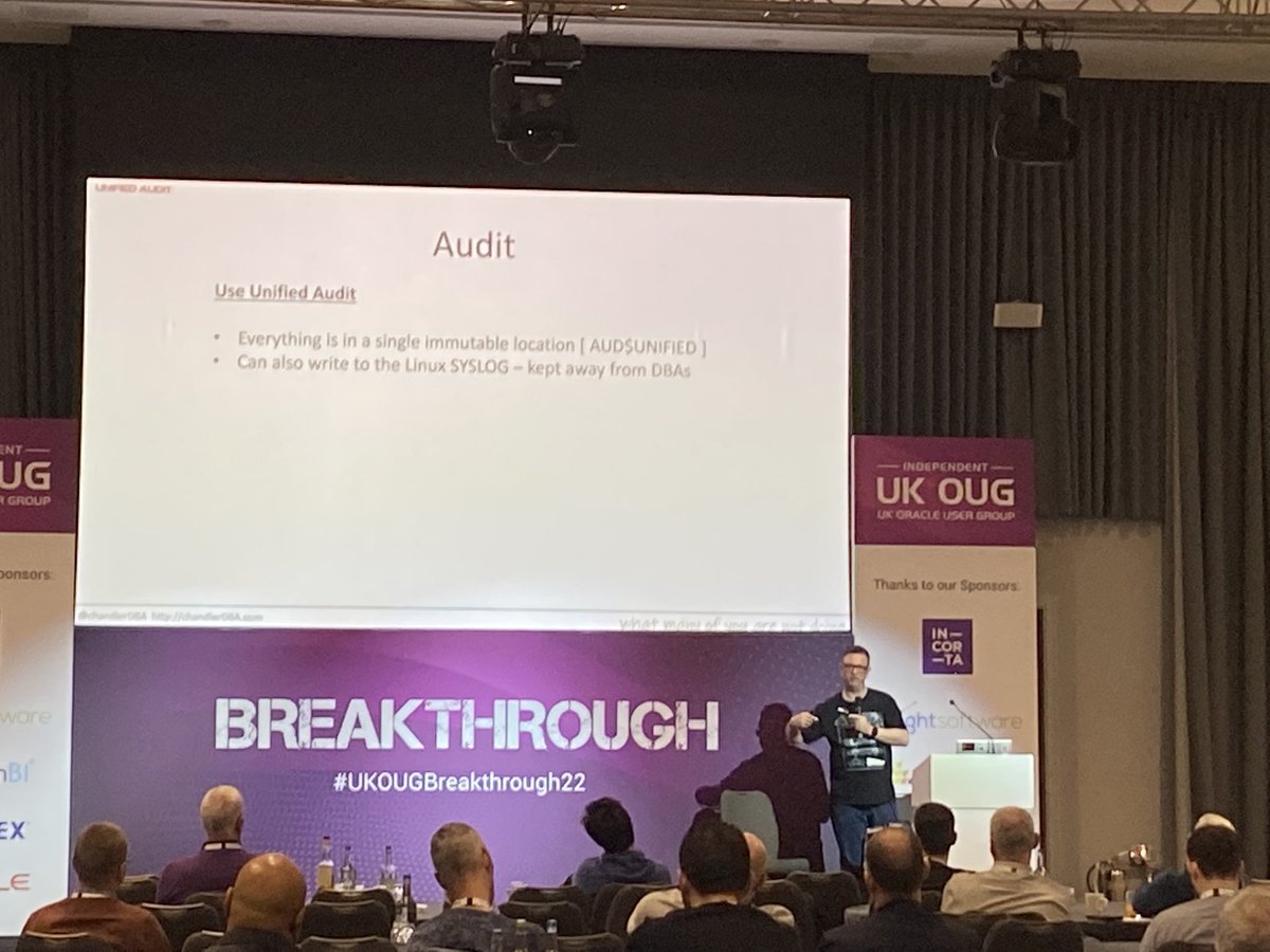 Chair of the UKOUG Board ⁦@ChandlerDBA⁩ is finally getting the chance to talk about what he knows best, on the main stage. #UKOUGBreakthrough22