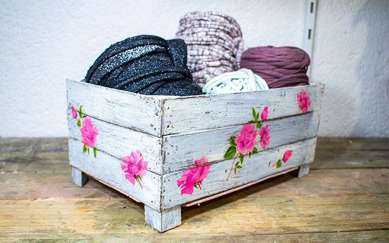 planetavirtual2's tweet photo. ¿Tienes cajas de frutas que vas a tirar?¡no lo hagas! Mira estas ideas para reciclar y darlas una segunda vida #DIY  #Reciclaje 
https://t.co/cboiTbTygC https://t.co/sIGdpe6Y5a