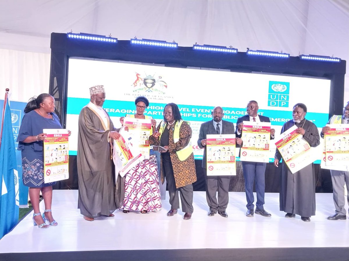 .<a href="/WHOUganda/">WHO Uganda</a> today joined <a href="/UNDPUganda/">UNDP Uganda</a>, <a href="/MinofHealthUG/">Ministry of Health- Uganda</a> &amp; other partners in a high-level engagement meeting on leveraging partnerships to address public health emergencies in response to the #EbolaOutbreakUG.
<a href="/KCCAUG/">Kampala Capital City Authority (KCCA)</a> @UNvolunteers
