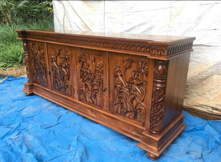 Siap menerima pemesanan berbagai barang mebel atau furniture baik interior maupun exterior dengan sesuai keinginan anda•juga menerima pemesanan custom desain sesuai yang anda inginkanInformasi harga dan pemesanan Phonewa 081930453031