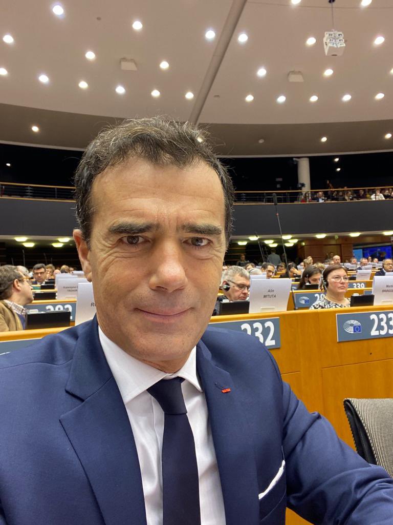 sandrogozi's tweet photo. Heureux d'être présent pour discuter ensemble de la Conférence sur l’avenir de l’Europe. Une journée qui sera je l'espère pleine d'échanges constructifs pour avancer ensemble et bâtir l'Europe que nous voulons. #CoFeu #FollowUp 🇪🇺 https://t.co/tJ3dCVHRr3