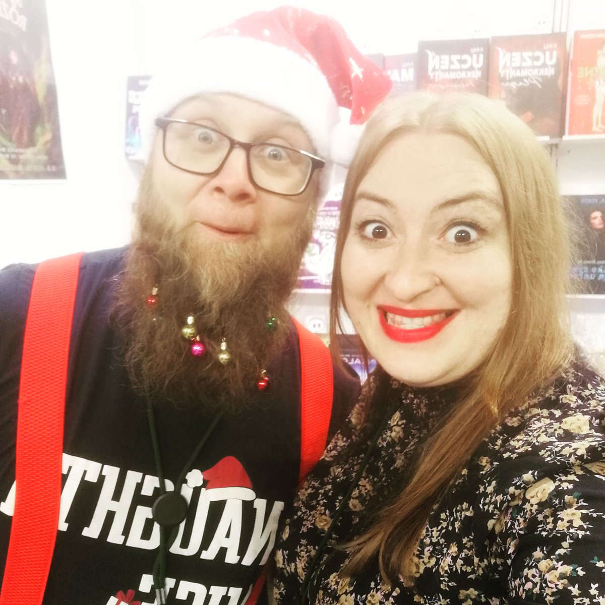 dorotaEf's tweet photo. Zapraszamy na Wrocławskie Targi Dobrej Książki 🎅🤶
#twitteroweksiążkary https://t.co/khH29DTfoo