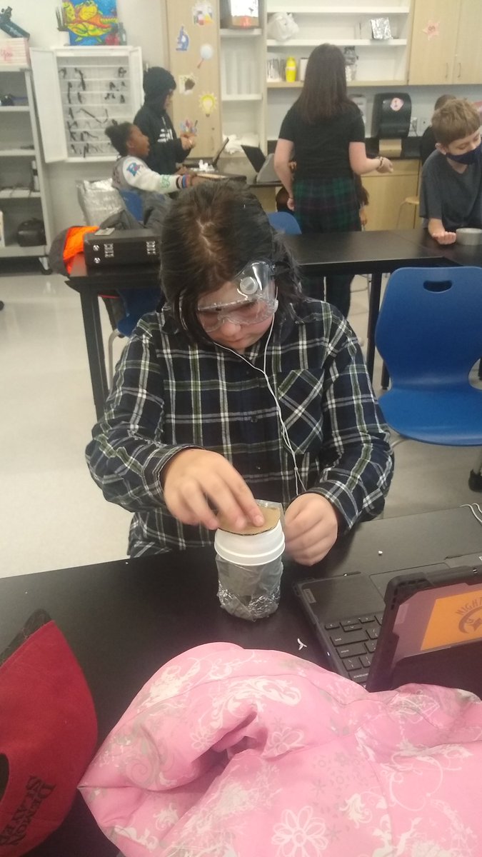ScienceHitesman's tweet photo. How do we prevent an ice cube from melting? Students engaged in the 4c's as they engineer coolers for the great ice cube challenge applying their understanding of heat transfer. @HerbertAkinsMS https://t.co/AyrAf0OQN3