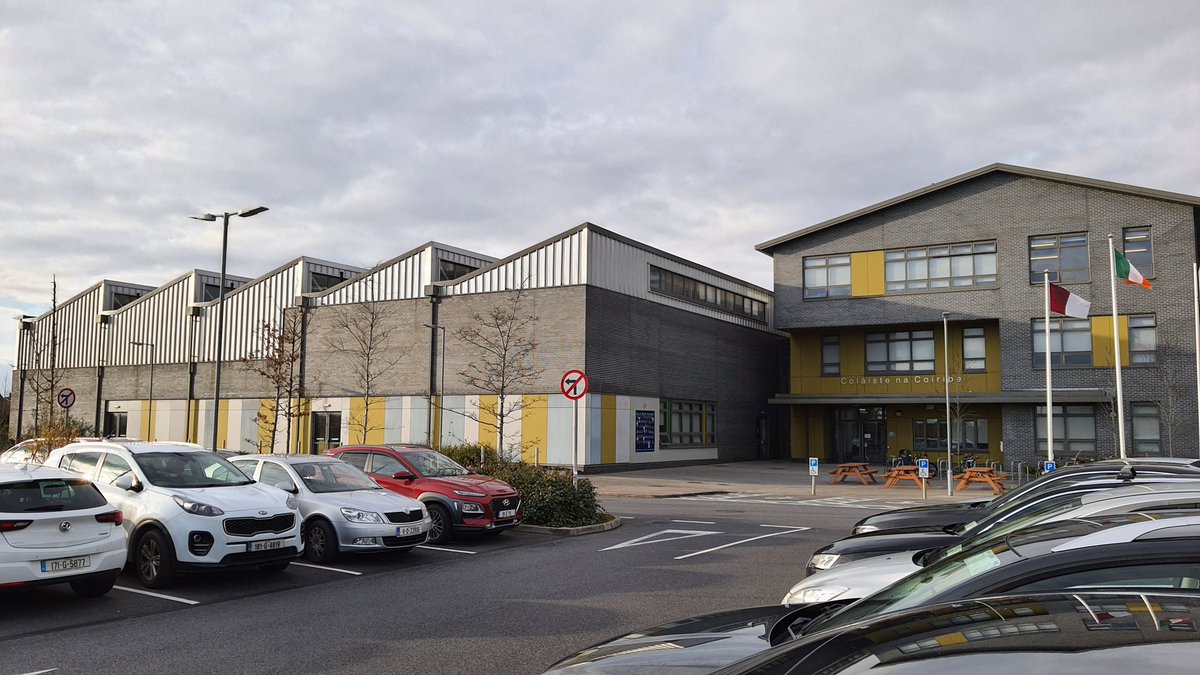 A great few days @colnacoiribe, 300 #JuniorCert students using our #SatelliteSkill5 app to learn about #Satellites, #SDGs &amp; #SurveyData @scienceirel <a href="/Esero_ie/">ESERO Ireland</a> @OrdnanceIreland