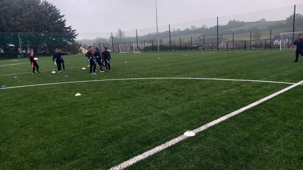 NewRossCCRO's tweet photo. This week's highlight were the @graigbns. Excellent players who love their rugby. Thanks to @Graiggaa and Highview Fc for facilitating the sessions on their pristine surfaces!
#FromTheGroundUp https://t.co/uda7nnmpRR