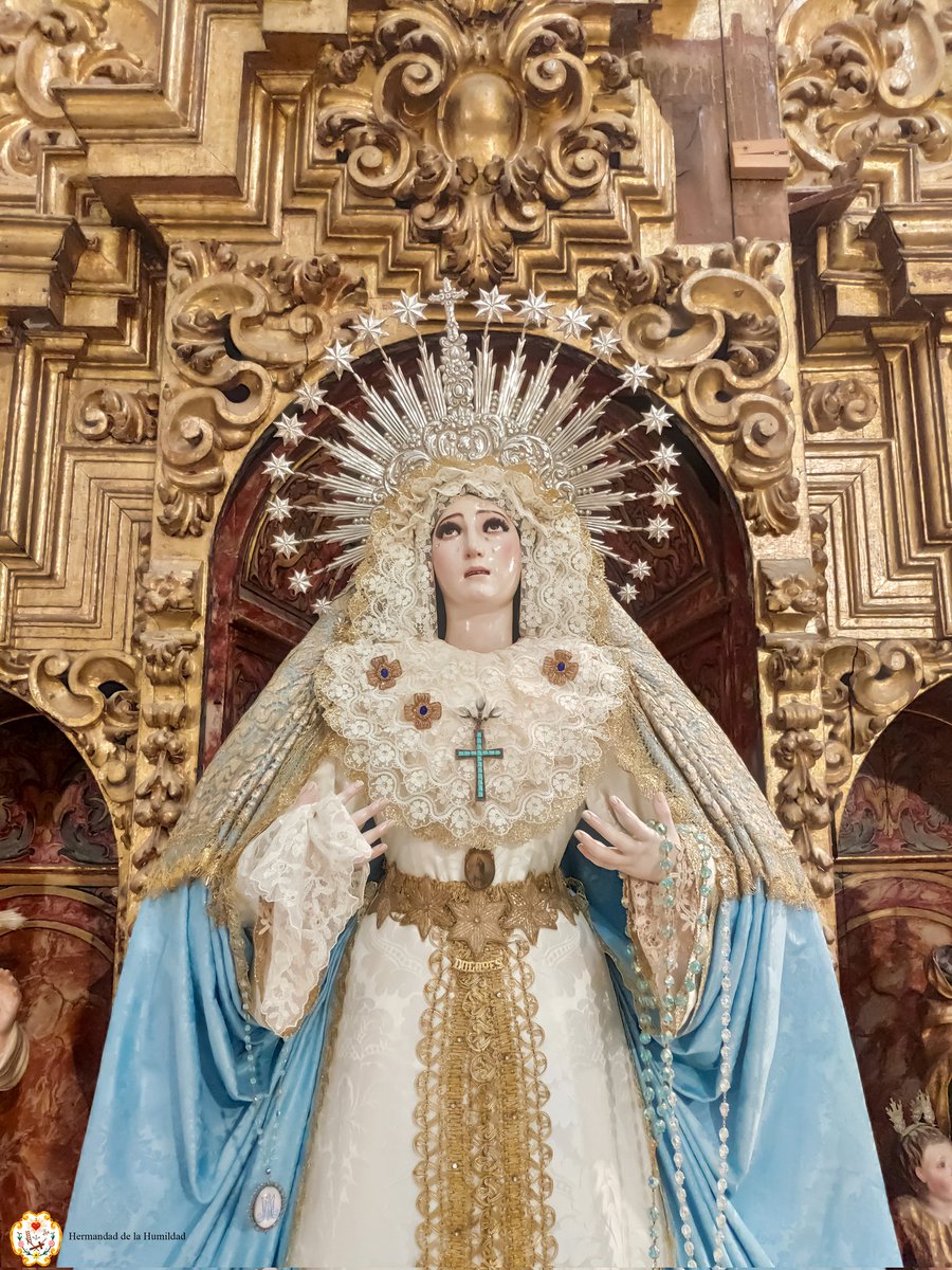HumildadMarchen's tweet photo. Nuestra Señora de los Dolores ataviada para el tiempo de Adviento y Navidad.

Porta una medalla concepcionista por la Solemnidad de la Inmaculada Concepción.

📷 Hermandad de la Humildad https://t.co/yynCSRxPOz