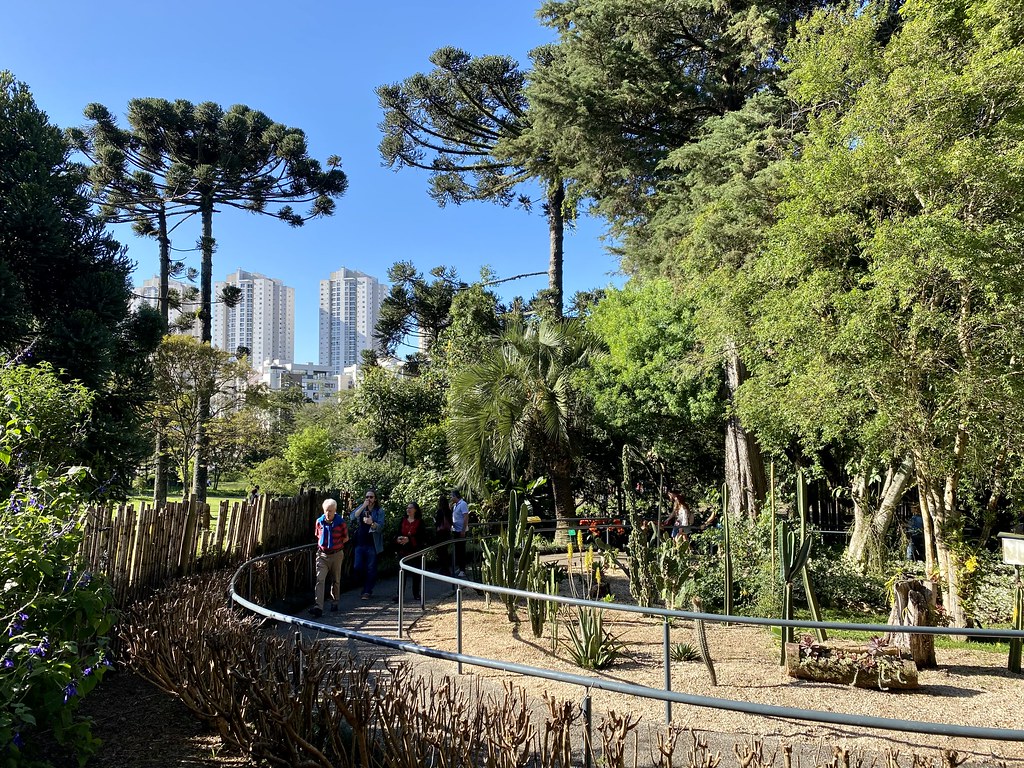 hernancastro_'s tweet photo. 10 imperdibles de Paraná: El nuevo destino de Brasil
https://t.co/pUk9ULG7vP #ApuntesyViajes 🚲🌎 #Curitiba #PuntaGrossa #FozDeIguazú  #Brasil 🌳🇧🇷 @VisitBrasil @EmbraturNews @SEBRAE_PR @CuritibaCurta https://t.co/1Kw0hcMlUO