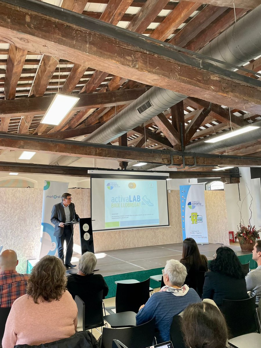 cebllob's tweet photo. ©️ Consell Esportiu del Baix Llobregat

🖥️ Vídeo sobre la presentació del Pla Estratègic d'Esport i d'Activitat Física del CEBLLOB i del Projecte Esportiu Educatiu 360°.

🔗 https://t.co/qiOBfo3yf3

#ActivaLab #innovacio #esport #activitatfísica https://t.co/vr9NPZ7FMT