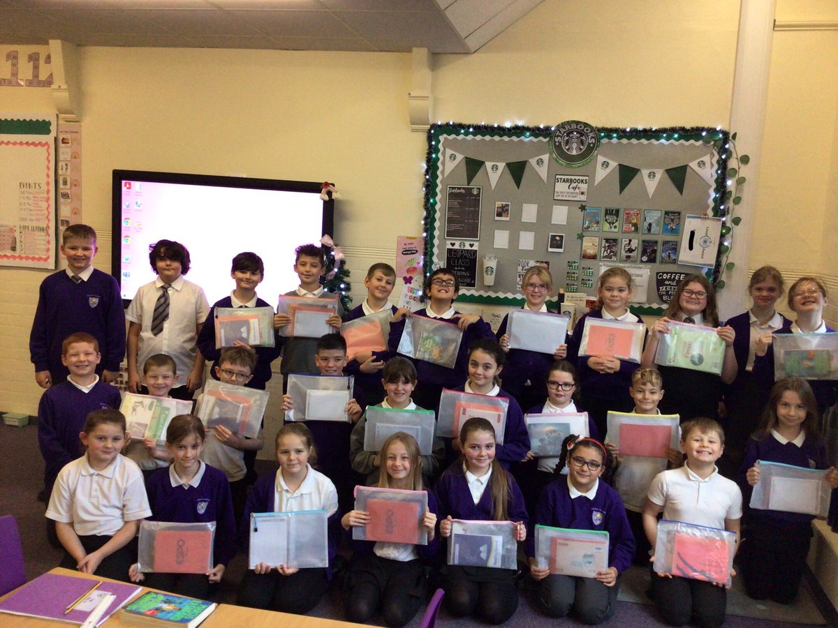 EllistonLeopard's tweet photo. We have hit 100 reads this week! As well as all home arithmetic completed ➕➖✖️➗🟰. Leopard Class you are amazing⭐️ https://t.co/KlpaddPe5q