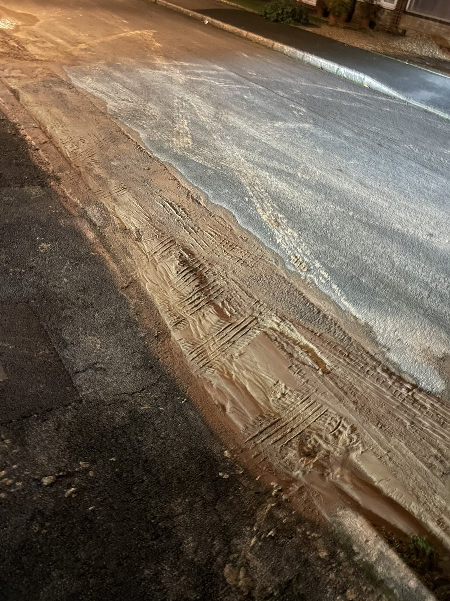 broadglen's tweet photo. @stwater is this normal to leave a repair in such a state?? an inch of mud left for residents to clean up reported 3 days ago with no response… all this mud is being trampled into residents properties, I’ve just spent 2 hours cleaning a small section up, not happy at all… https://t.co/Q7XllJGiXj