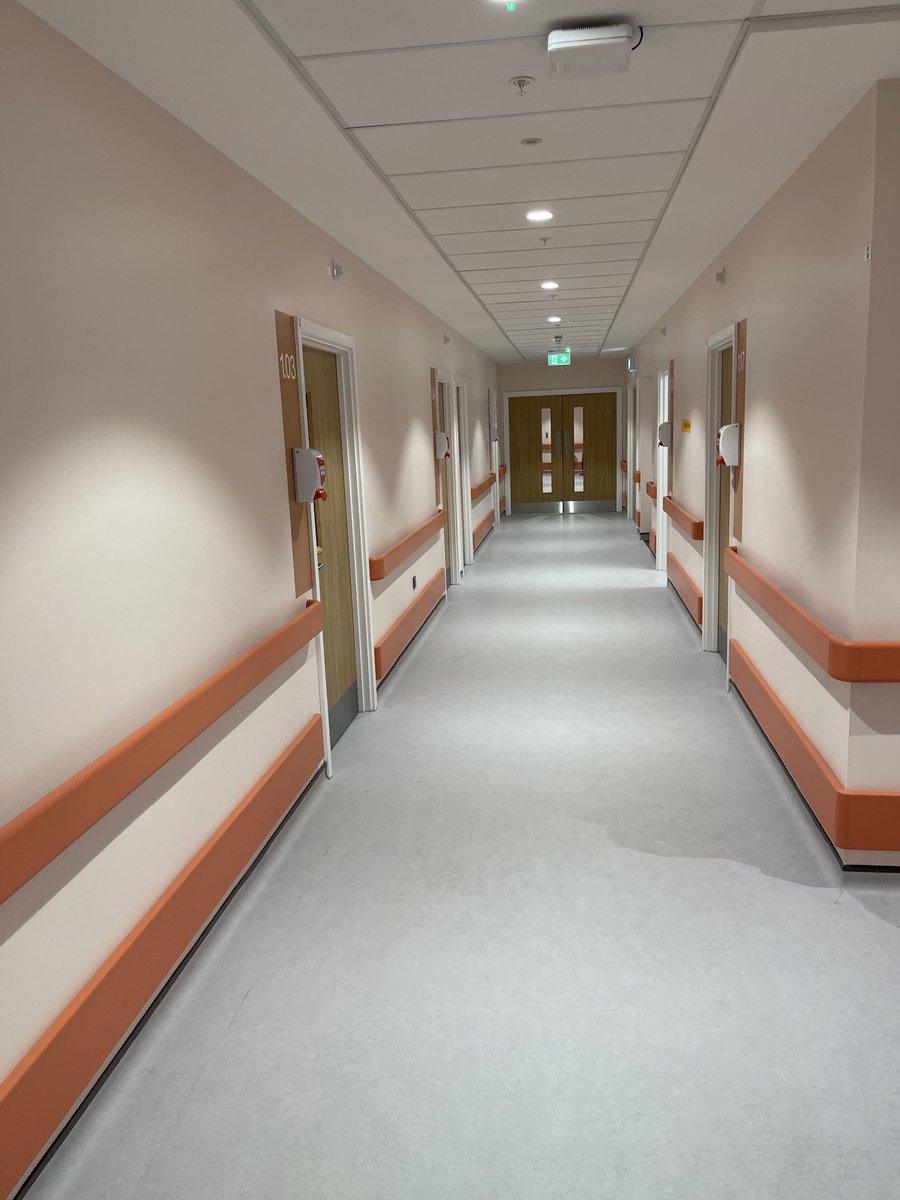 WHHFTChair's tweet photo. Popped in to see our new @WHHNHS Halton Health Hub. What a great initiative. Once past reception the ‘look and feel’ is of a health facility and not at all a modified shop. So important patients feel they are getting the same service ‘as if’ they were at the hosptial 👏🏻👏🏻 https://t.co/0dNYKpCfUc