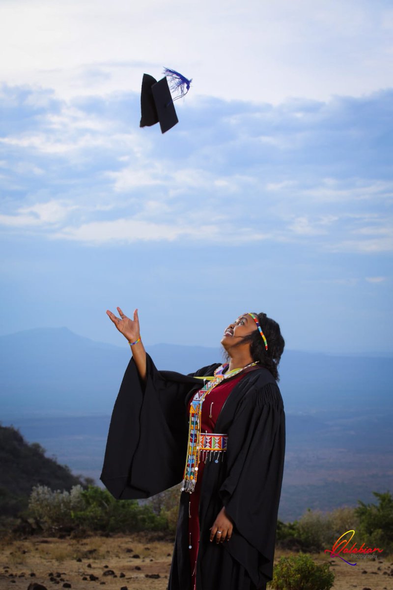 Kama ulikuwa kwa campaign trail na bado ukagraduate, Mungu ni mkuu.

Photos by the celebrated photographer <a href="/caleblarum/">Caleb Larum</a>

#JKUAT39thGraduation
#ClassOf2022