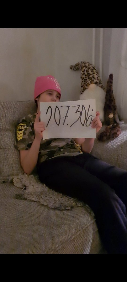gusensmamma's tweet photo. 2018 - 2021
För femte året i rad samlar Filip in pengar till äldre hemlösa och fattiga pensionärer. Han skänker alla pengar till organisationen Vid Din Sida 💪👊❤️.
Han är min hjälte 💞
https://t.co/DXCt8uctSy
Hur mycket blir det i år?
Hjälp honom hjälpa RT https://t.co/xi3qknABQ0