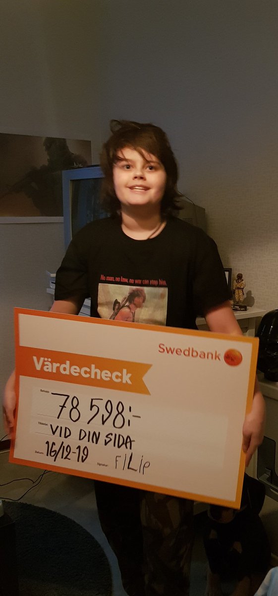 gusensmamma's tweet photo. 2018 - 2021
För femte året i rad samlar Filip in pengar till äldre hemlösa och fattiga pensionärer. Han skänker alla pengar till organisationen Vid Din Sida 💪👊❤️.
Han är min hjälte 💞
https://t.co/DXCt8uctSy
Hur mycket blir det i år?
Hjälp honom hjälpa RT https://t.co/xi3qknABQ0