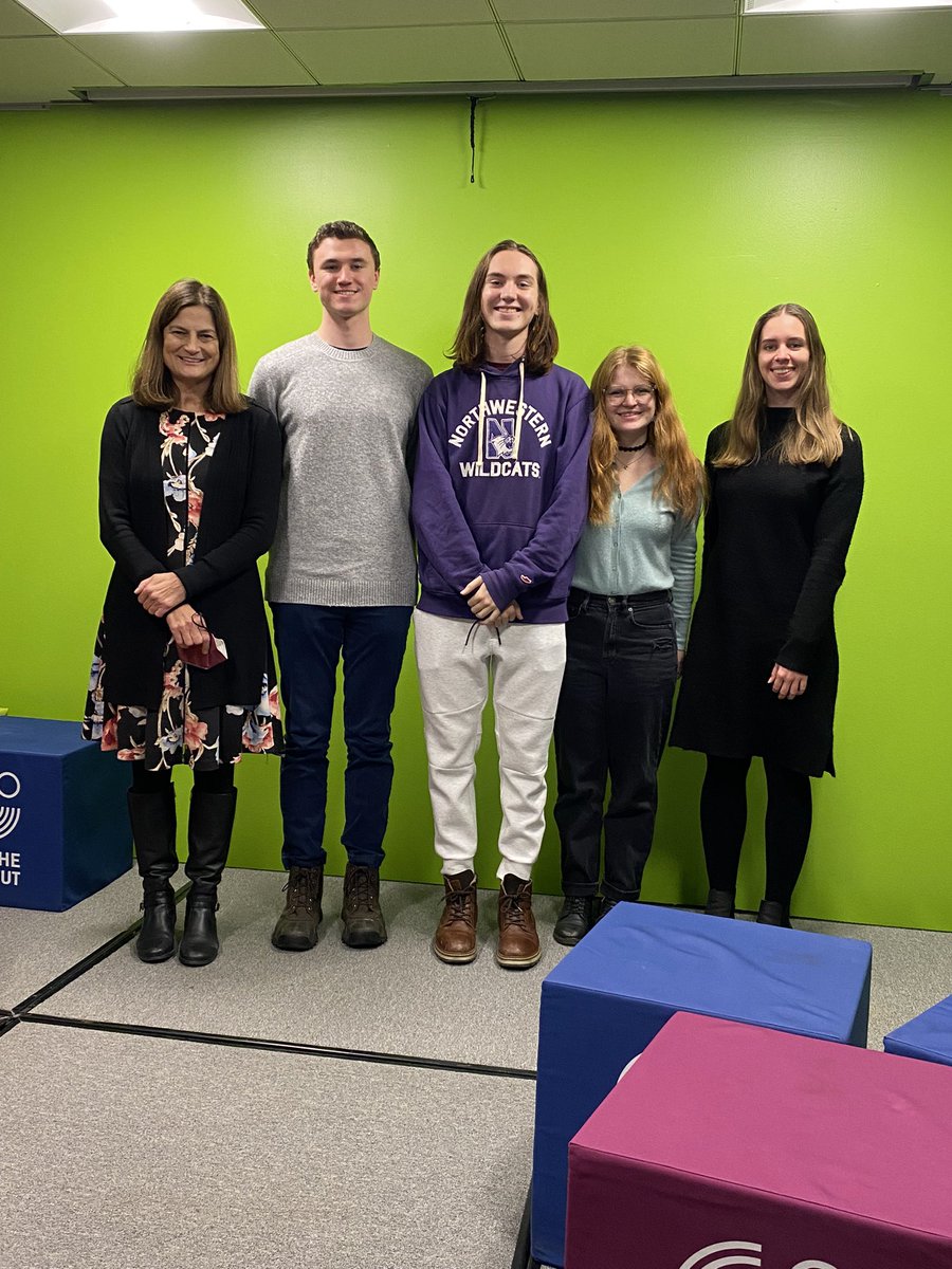 Wonderful times for about 20 NU students at the Christkindlmarket Chicago and the <a href="/GI_Chicago/">Goethe-Institut CHI</a> on December 1, 2022! Thank you to the GUAB, the <a href="/GI_Chicago/">Goethe-Institut CHI</a>, <a href="/NUGerman/">Department of German</a> for the cultural experiences and culinary treats!@NorthwesternU <a href="/NoIlAATG/">Northern Illinois AATG</a> <a href="/GI_Chicago/">Goethe-Institut CHI</a>  @GACC_Midwest <a href="/IngridZeller/">Ingrid Zeller</a>