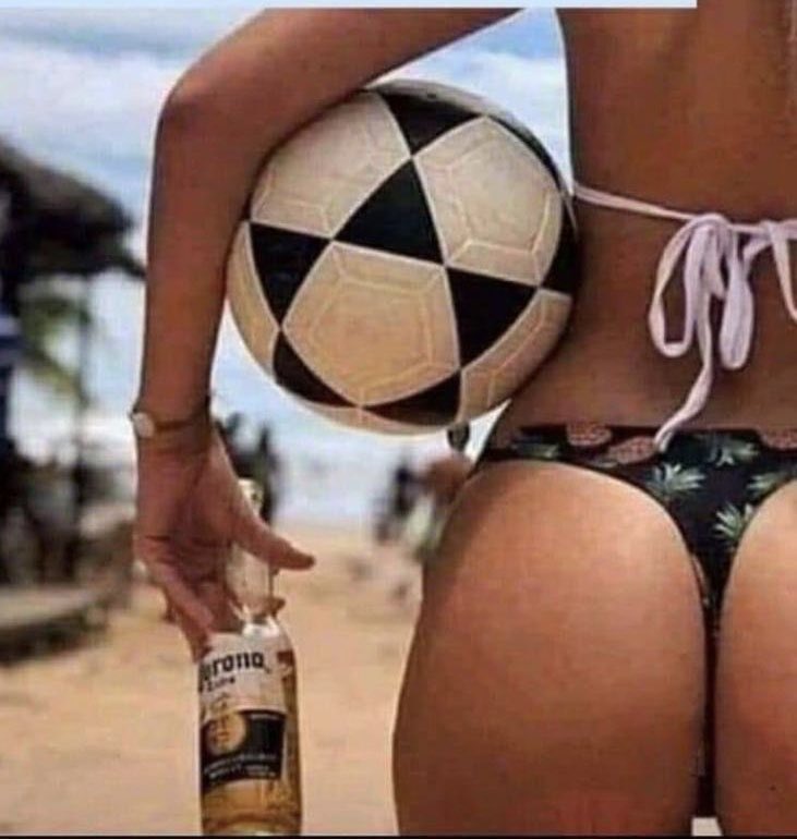highnessbae's tweet photo. all the addiction of men in one picture 😂 https://t.co/Vw4p9MQhYk