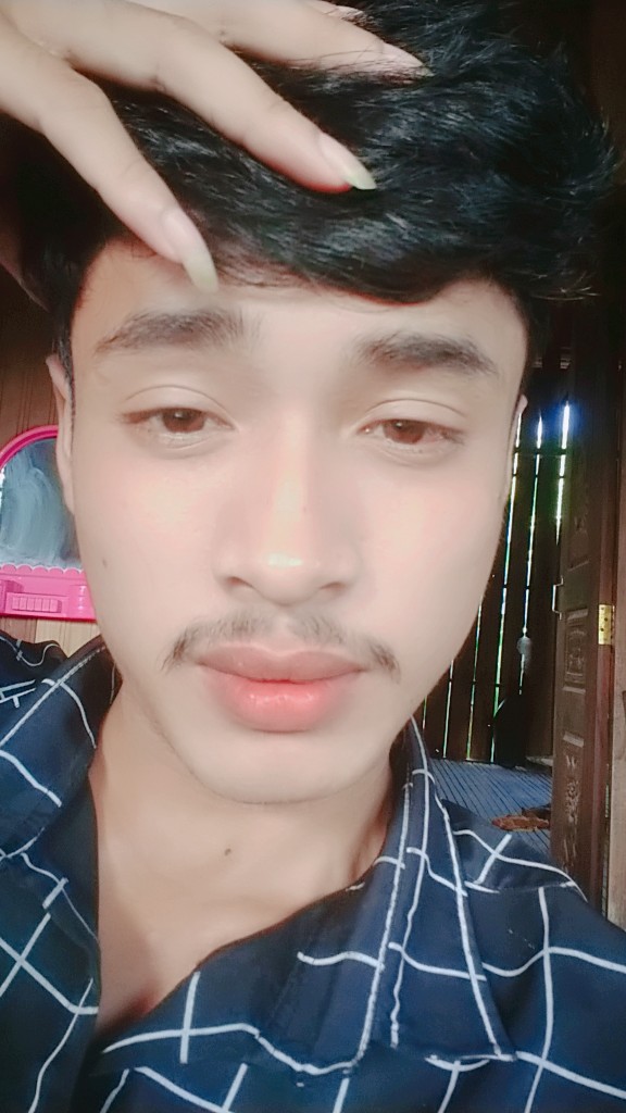 SeavFong96's tweet photo. #Single 🌚😴 https://t.co/jrBSVjrXv8