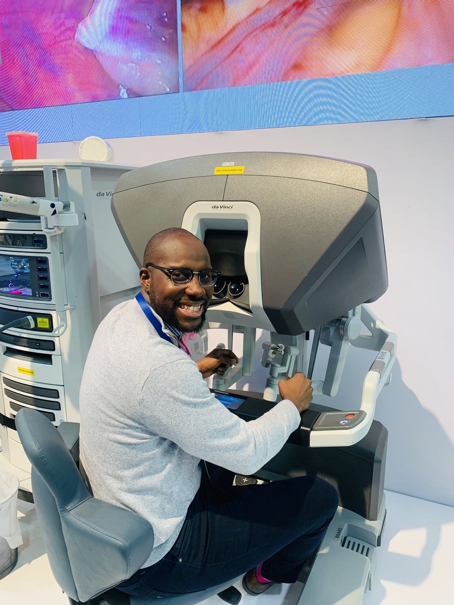 KestonJohn6's tweet photo. #AAGL22 off to a phenomenal start! Great fibroid lunch discussion with @KimberlyKho1! Learning the latest in #MIGS with old and new friends. https://t.co/Bat1ADJEXQ