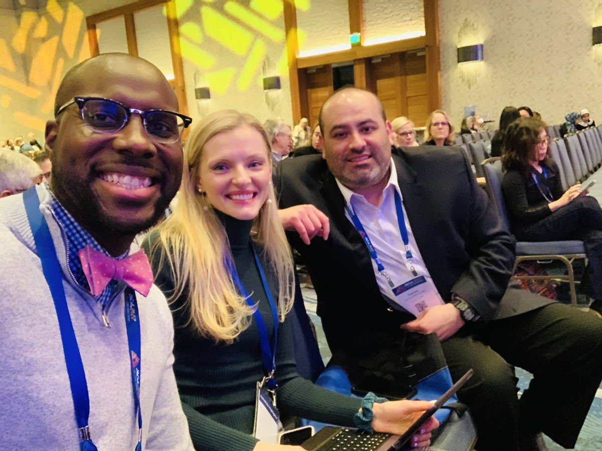KestonJohn6's tweet photo. #AAGL22 off to a phenomenal start! Great fibroid lunch discussion with @KimberlyKho1! Learning the latest in #MIGS with old and new friends. https://t.co/Bat1ADJEXQ