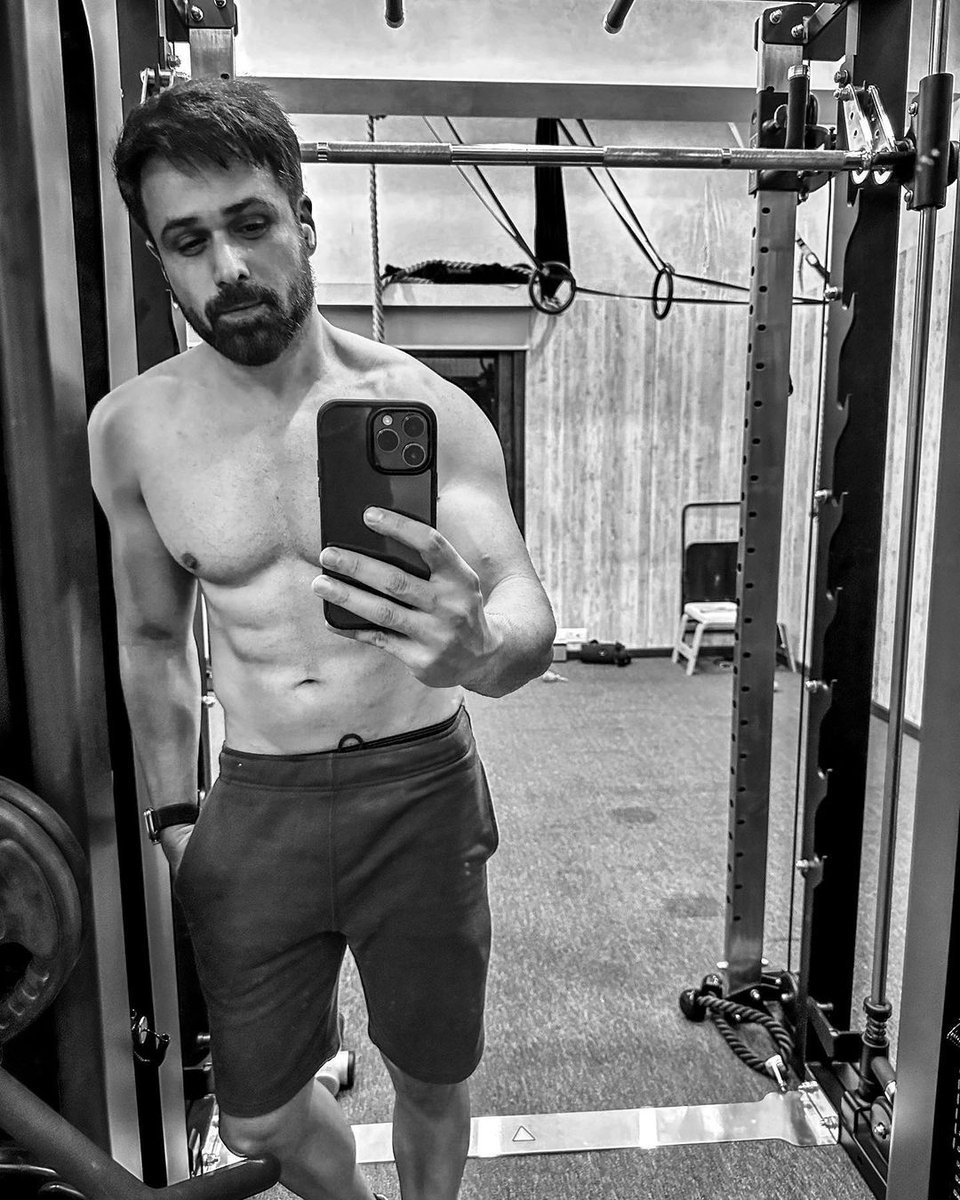 9XJalwa's tweet photo. Attractive and Endearing as usual
@emraanhashmi
#9xjalwa #actor #movies #Romantic #romanticactor https://t.co/Bx830nH1lA