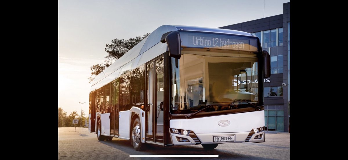 VirtualFcs's tweet image. Showing of the Solaris hydrogen bus and a tour at the production line for the...@VirtualFcs M36 consortium meeting this week in Poznan, Poland. Thank you for having us @SOLARISBUSCOACH!