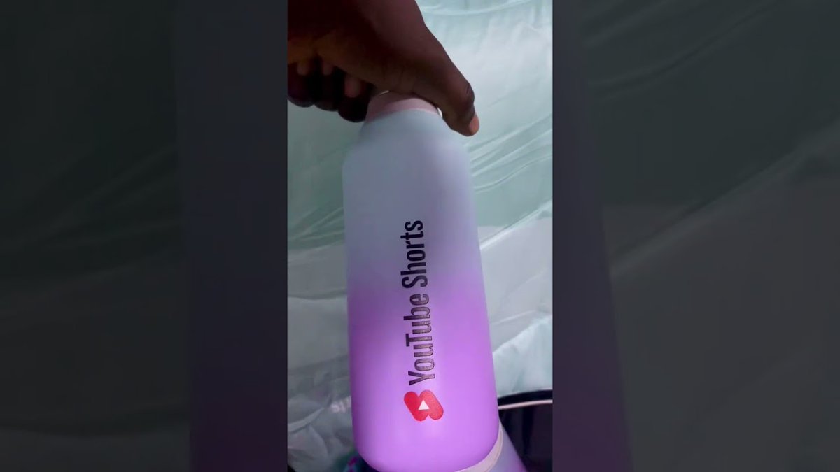 TheRealShrink's tweet photo. YouTube Shorts Gift #whatsinmybag #shorts #creativitydecoded #farawayonshorts #lagosyoutuber – https://t.co/NZV18K5RHf https://t.co/tOujpyRV76