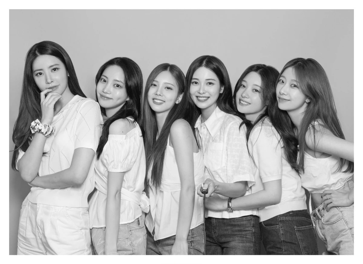 DIA Jung Chaeyeon recently shared that the group will be releasing their new album soon after disband for 3 months. 

Source: n.news.naver.com/entertain/now/…