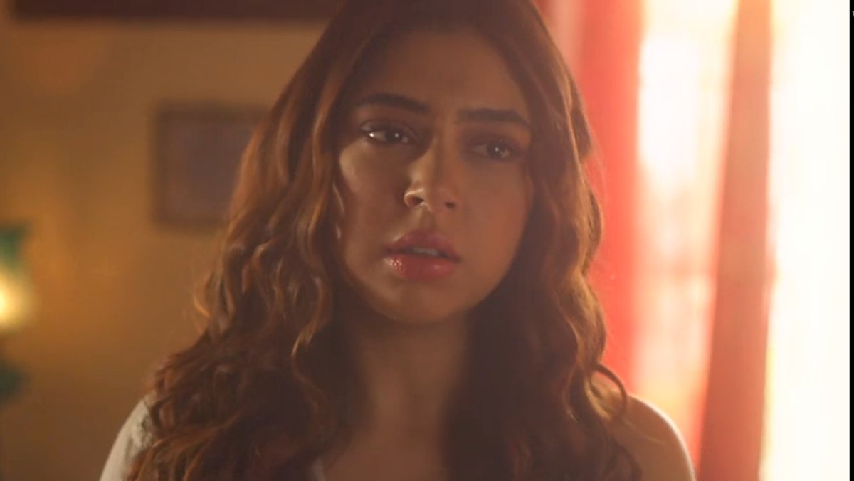 nitisquad's tweet photo. The pain inside her it's made cold hearted people but she is still same caring innocence nanduu and way @niti_taylor you are doing literally no one can justify nanduuuu like as  you do!💅👏🔥 #NitiTaylor #NitiTaylor𓃵
 #NandiniMurthy  #KYYS4OnVoot https://t.co/V6q9btWEZG
