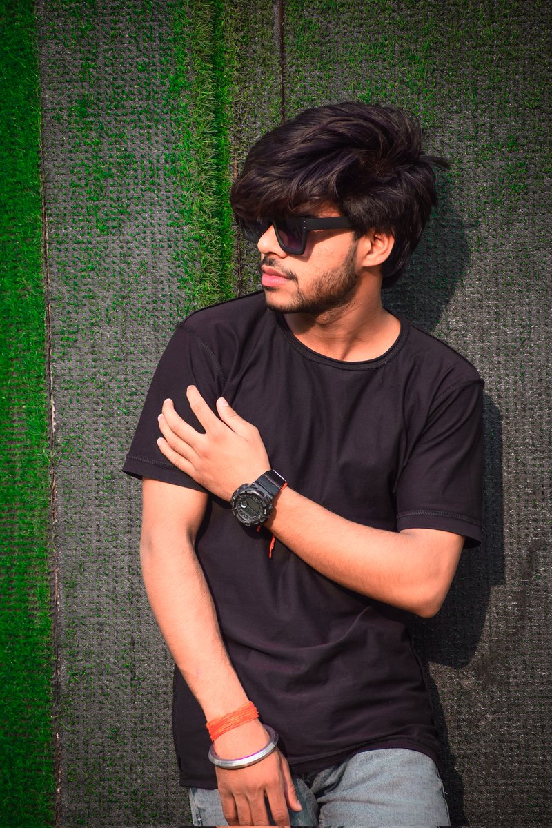 Prashant___7000's tweet photo. #ThakurPrashant
#prashuthakur 
#fasion #modling https://t.co/rAEfUI4PwI