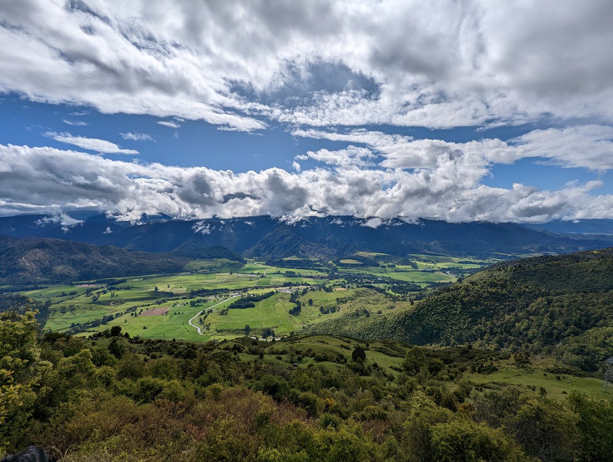Two weeks into my work sabbatical, and New Zealand is amazing. 🏔️⛱️