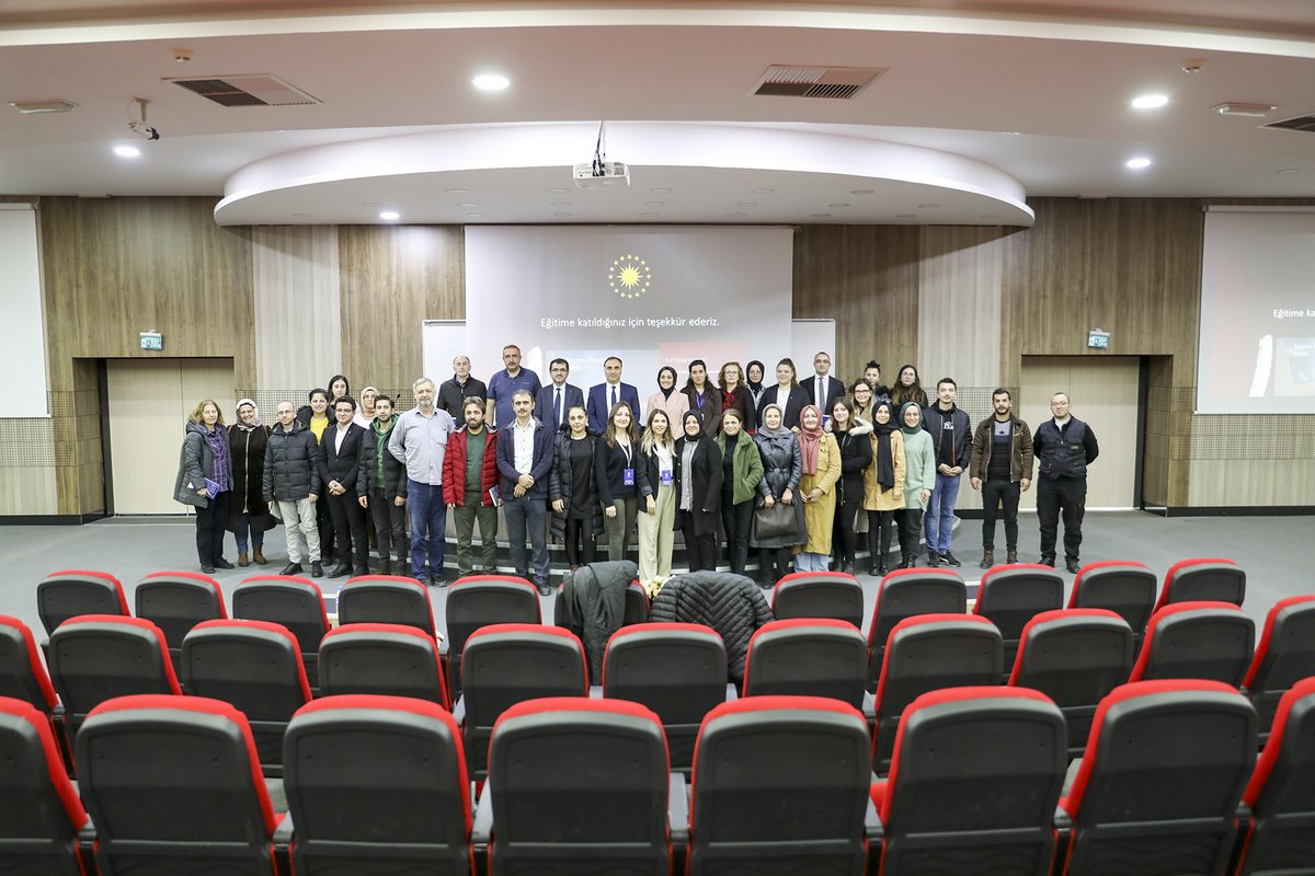 SubuOfficiall's tweet photo. ✍️ Üniversitemiz ve SAÜ ortaklığında 'Resmi Yazışmalarda ve Gizlilik Dereceli Belgelerde Uygulanacak Usul ve Esaslar' başlıklı eğitim düzenlendi.

Detaylar 👇
🔗 https://t.co/X8koQKLmgS https://t.co/XzPbhiytmy