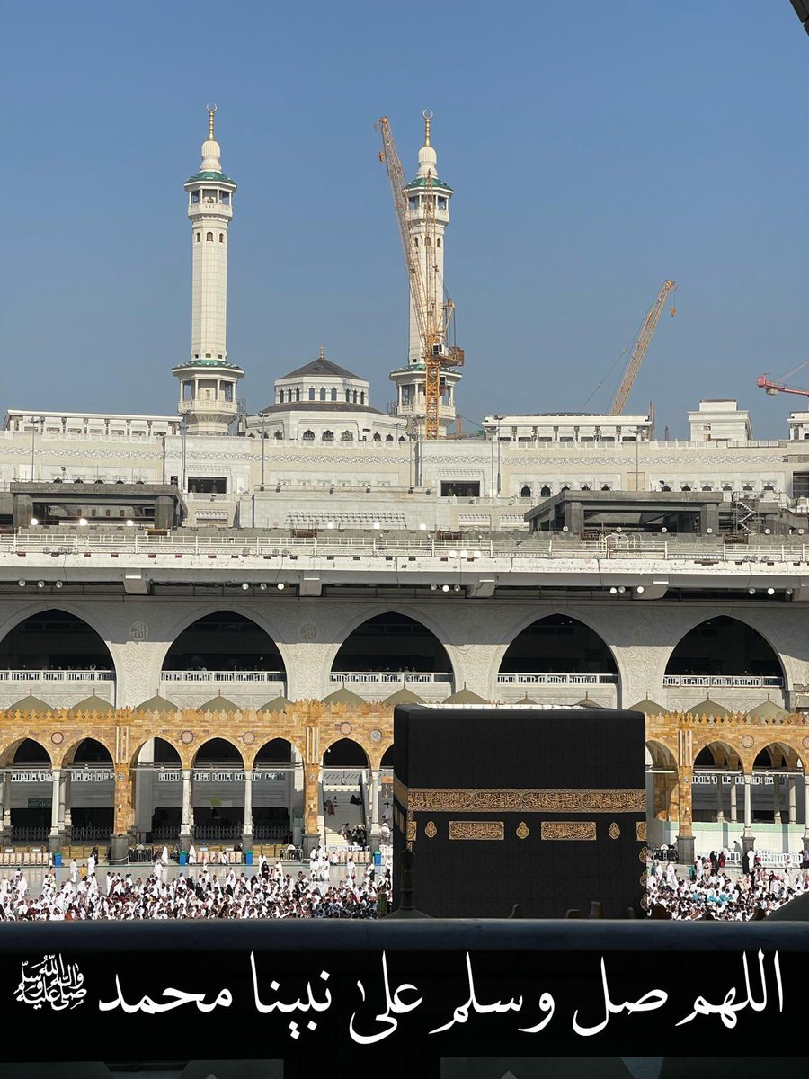 في صباح يوم الجمعة
اسأل الله الذي لا يعجزه شيء في الأرض
ولا في السماء
أن يعطينا فيرضينا
ويرزقنا فيغنينا
ويجعلنا من سعداء الدنيا والآخرة

صبحكم الله بالخير وجمعة طيبة 🌹
.