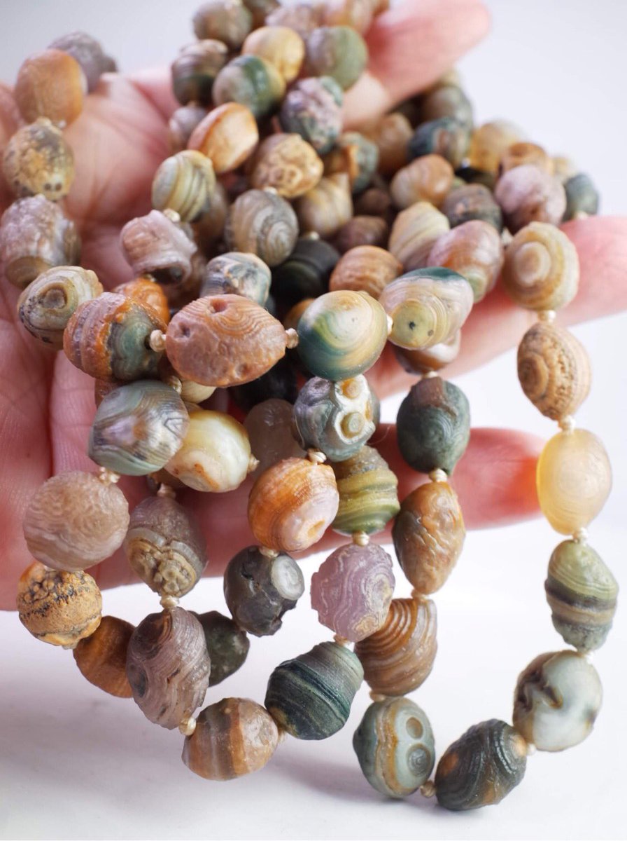 Gobiagate's tweet photo. Natural Gobi eye agate bead chain necklace, colorful &amp; exquisite…
#agate #necklace #beads #artistsontwitter #jewellerydesign #minerals #瑪瑙 #天然石 #ミネラル #ビーズチェーン https://t.co/pJ6opEtv2F