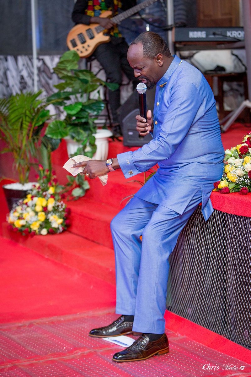 DominionAssemb3's tweet photo. Hi Kingdom Champions 😇😇
Yesterday was powerful 🙌 
 We gather again in the Evening today for the final 
Come we experience this great encounter together 

#wordfeast2022 
#DominionAssembly 
#RevJulianKyula
#RevivalTime https://t.co/VzlL2yYwvY