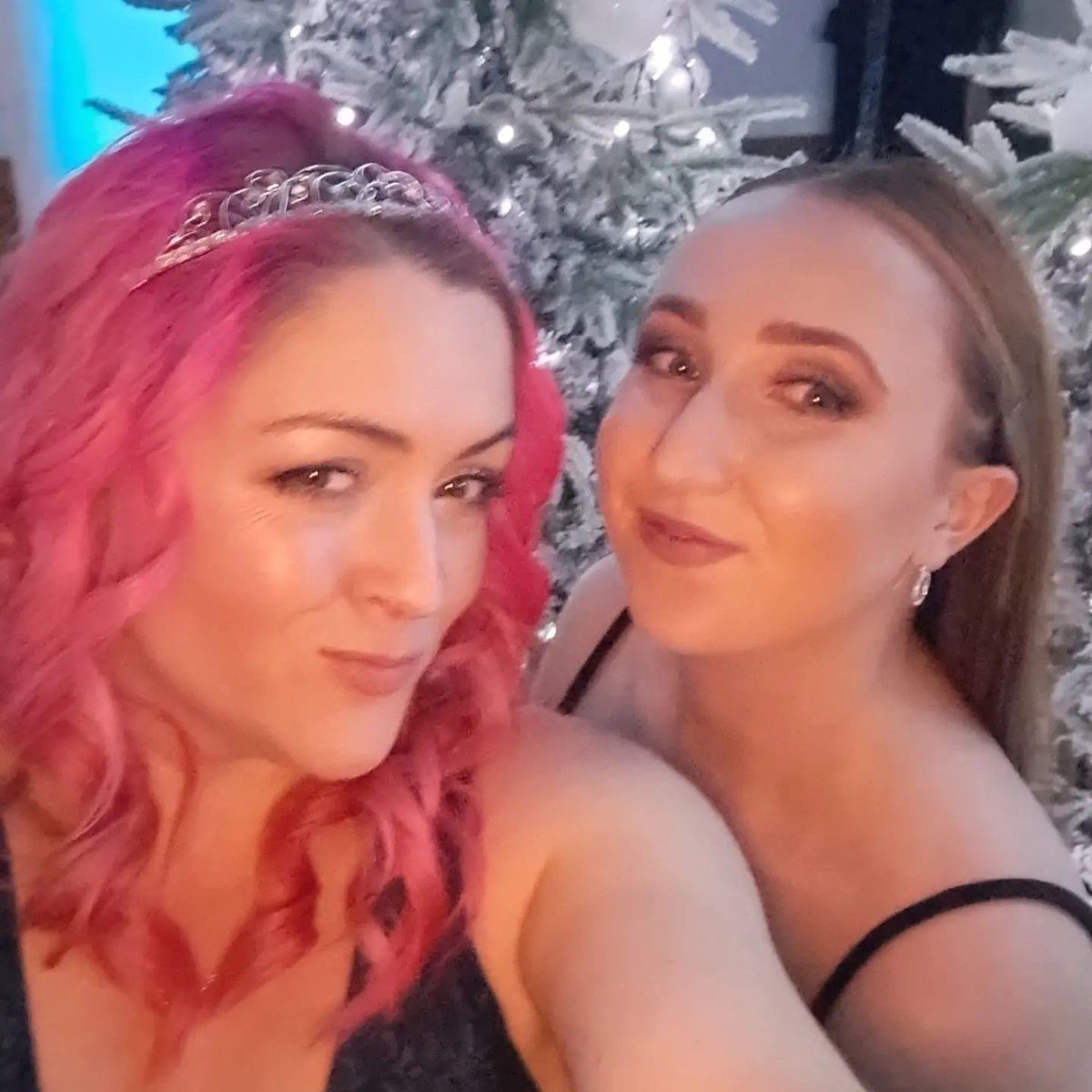 Emily Dakin tweet media