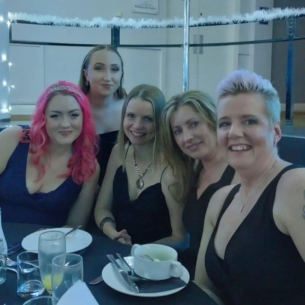 Emily Dakin tweet media