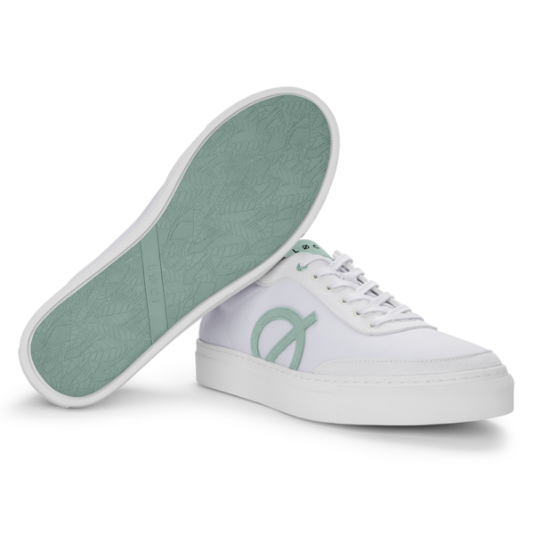 WhitePaperBy's tweet image. La #moda del fast-fashion con alternativas #ecofrindly gracias a @lociwear 👟

🌐 whitepaperby.com/loci-libera-mo…

#sneakers #ecológico #sostenibilidad #zapatos