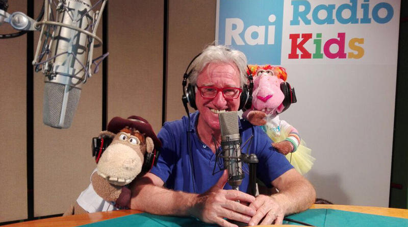 CartoonsBayRai's tweet photo. Un appuntamento imperdibile per chi ama la radio!
Armando Traverso racconterà ai più piccoli come si inventa una storia radiofonica.
Oggi, venerdì 2 dicembre, alle 10.20, presso il Cinema multisala Movieplex.
Info e programma:
https://t.co/bfPpN1MfZw
#CotbWinterEdition #Cotb22 https://t.co/OamzvbDcR0