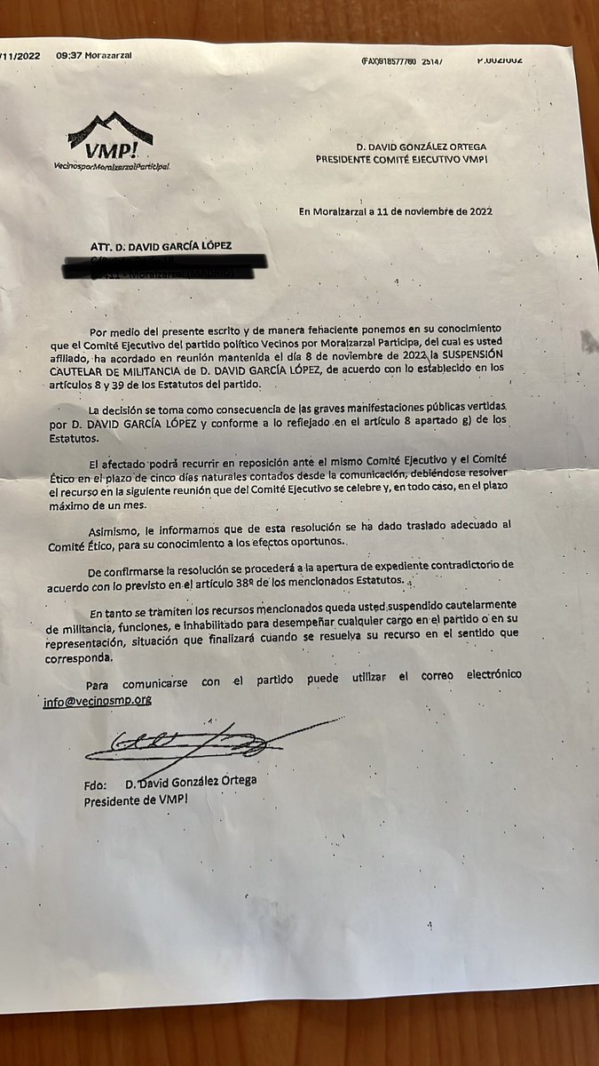 dagarcialo's tweet photo. El comité ejecutivo de Vecinos por Moralzarzal con su presidente a la cabeza y concejal de Hacienda del Ayto De Moralzarzal , suspende a la gente sin indicar manifestaciones para poder celebrar un Congreso General sin voces discordantes. Ejemplo de democracia. Por favor retwittea https://t.co/z0pZ0PZhkZ