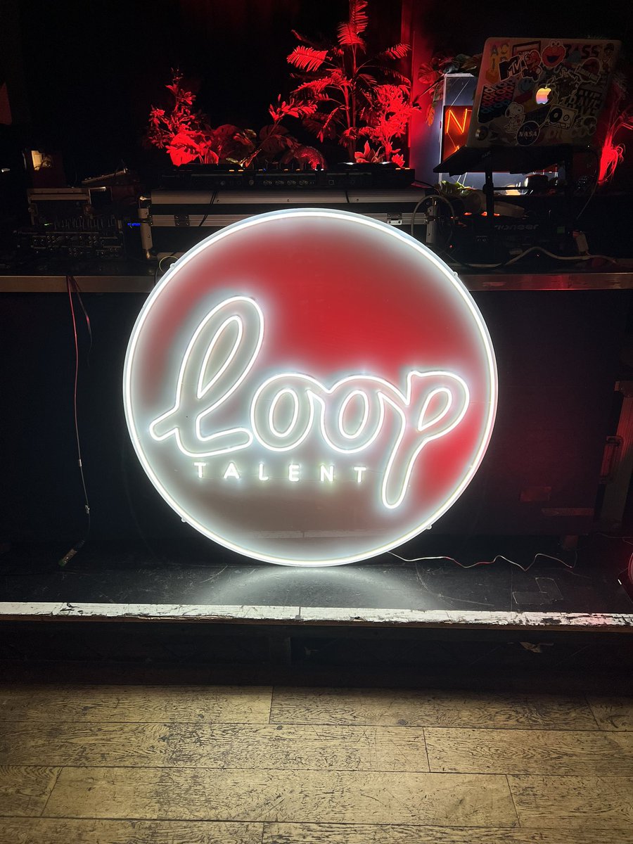 LoopTalent_'s tweet photo. Thank you to all of the #TeamLoop gang who came to our epic Christmas Party last night! 🤩🥳 #InTheLoop #LoopTalent https://t.co/nrIeG4wxGP